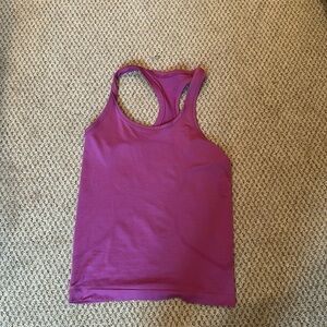 Lululemon tank top!